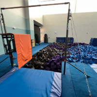Highland Park - Single Bar Trainer Over Pit